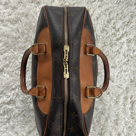 Louis Vuitton Brown Monogram Deauville Bag - Picture 5 of 16